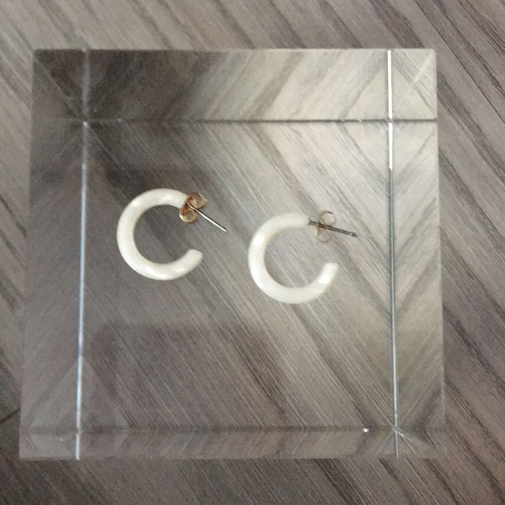 Acrylic hoops